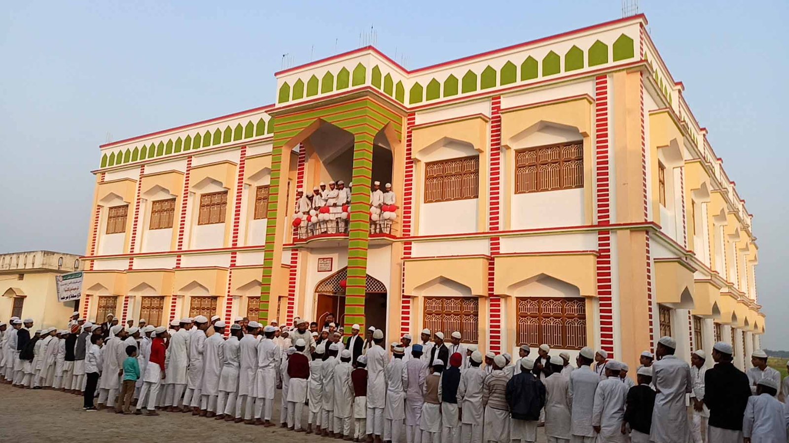 Azmi Hospital Images